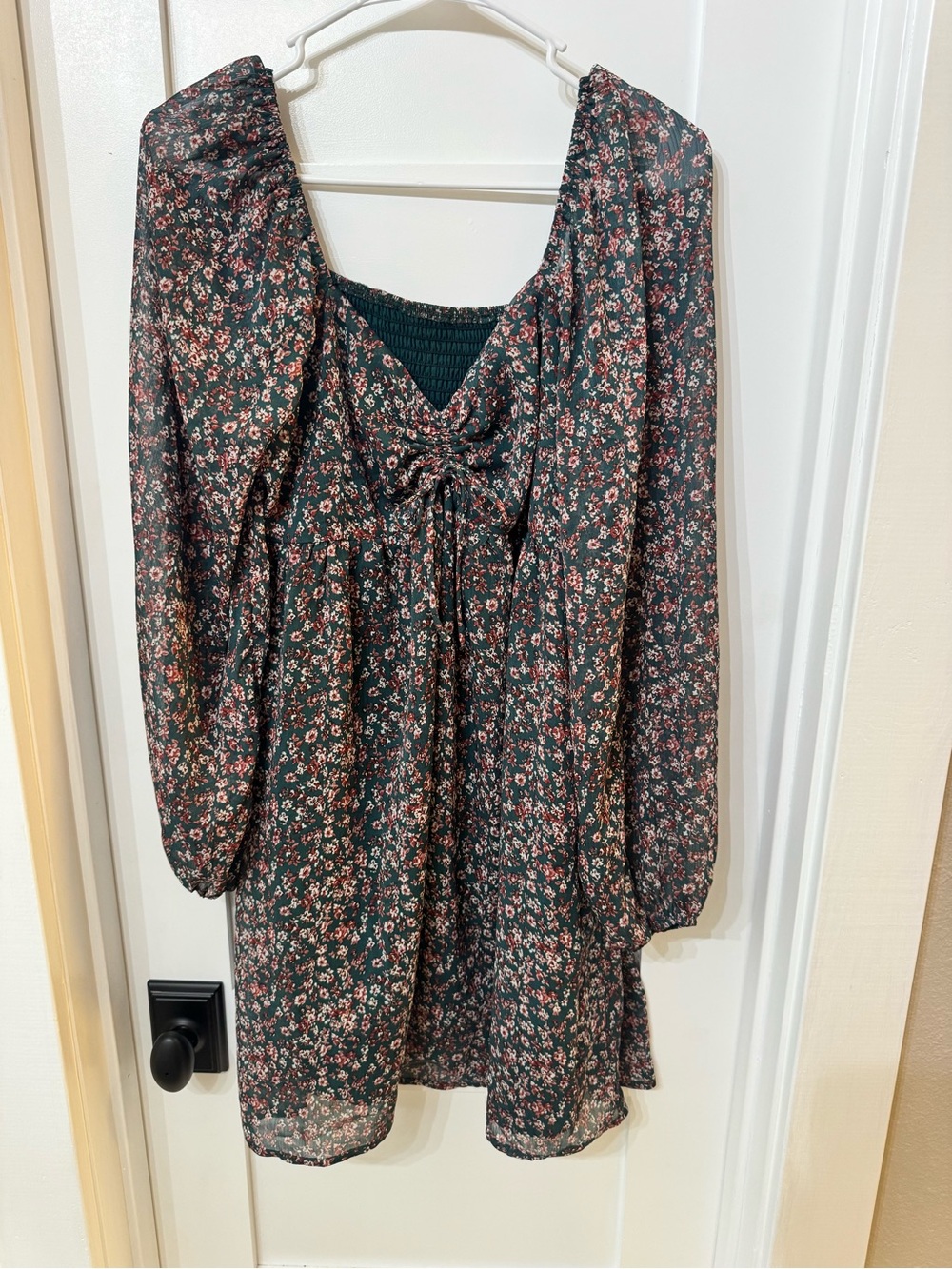 Dark Green Floral Long Sleeve Dress